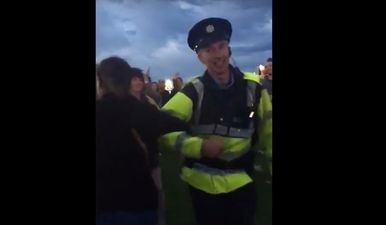 WATCH: This dancing Garda had as much fun as anyone at Arcade Fire last night