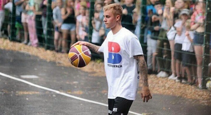 People lost the run of themselves trying to get a glimpse of Justin Bieber in Ireland on Tuesday