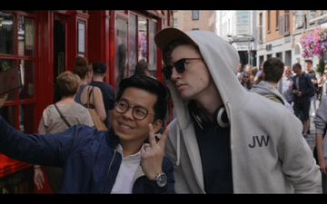 WATCH: Man pretends to be fake Belgian DJ and gets mobbed by crowds of people in Dublin