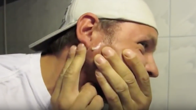 This guy squeezing a huge spot is probably one of the worst popping videos we’ve seen