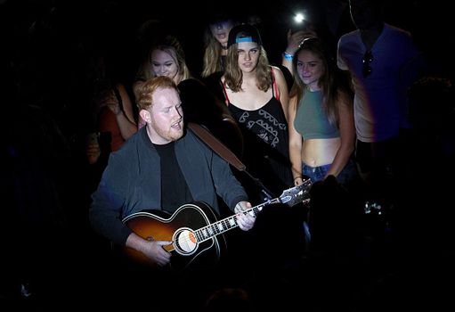 Gavin James
