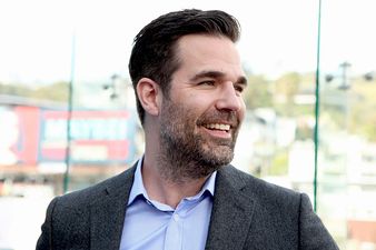 Catastrophe’s Rob Delaney posts touching message on Twitter to celebrate his sobriety