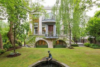 PICS: This six-bed Dublin Airbnb is €850 a night and is breathtakingly stunning