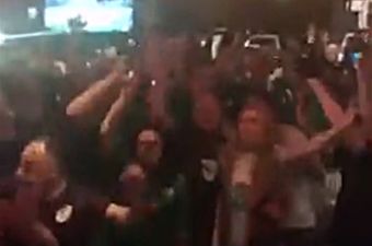 WATCH: Irish fans created a serious atmosphere in pubs in Cardiff last night