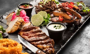 COMPETITION: Win shareable platters for you and 9 friends at TGI Fridays (CLOSED)