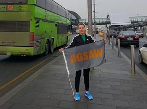 An Irishwoman is walking 100km from Dublin Airport to her home in aid of mental illness