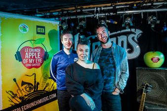 We’re holding live auditions for the Le Crunch Apple of my Eye Song Contest!