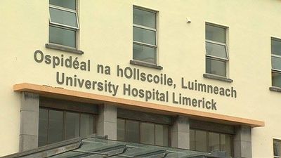 Public urged to avoid emergency department in University Hospital Limerick following school bus crash