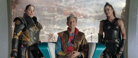 Jeff Goldblum steals the show in these absolutely bonkers Thor: Ragnarok deleted scenes