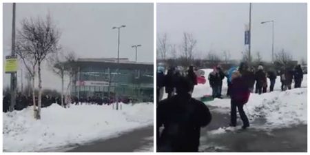 WATCH: The queue to get into this Dublin shopping centre on Saturday afternoon was bonkers