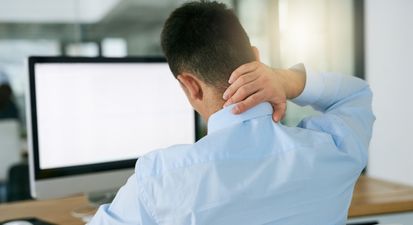 These four tips will stop you getting neck pain from looking at a screen