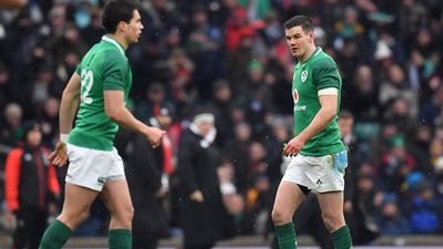 There was a lovely moment on the pitch between Johnny Sexton and Joey Carbery