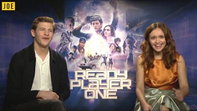 Tye Sheridan and Olivia Cooke get emotional talking about selfie-sticks and “contouring”