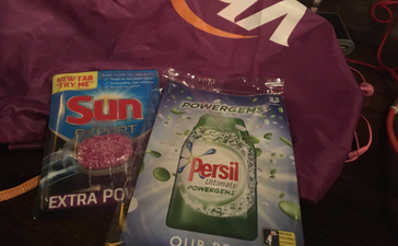Mini-marathon organisers criticised as participants’ goodie bags contain dishwasher tablets and washing detergent