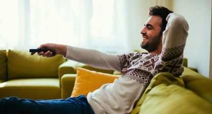 A new study says that watching Netflix can help you lose weight