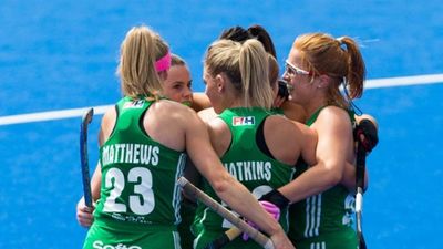 “They fight for every single moment” – Ireland’s hockey coach gives emotional post-match interview