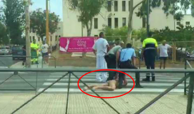 Irishman in Ibiza under police guard after fleeing a hospital while naked and holding knives