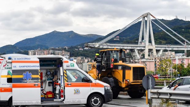Italy bridge collapse
