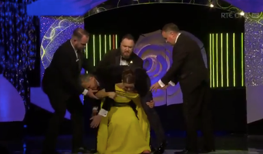 WATCH: Westmeath Rose squats with Dáithí Ó Sé on her back