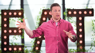 Jamie Oliver ‘tackles and pins burglar to ground’ outside his house