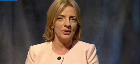 Liadh Ní Riada accuses Sean Gallagher of “hiding behind Michael D. Higgins”