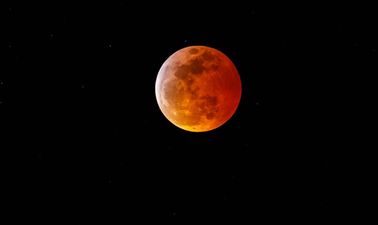 Super Blood Wolf Moon appears in the sky over Ireland