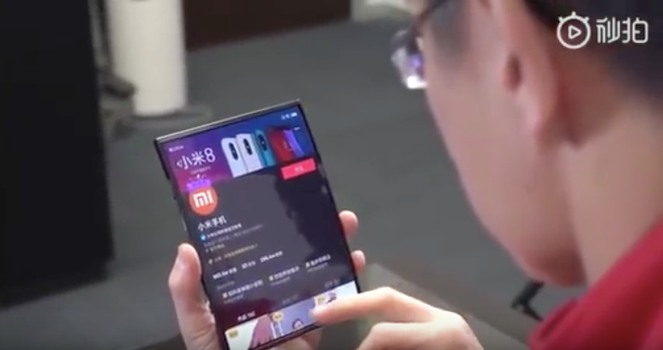 Xiaomi folding smartphone
