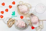 Deliveroo have created an oyster and champagne flavoured ice-cream just for Valentine’s Day