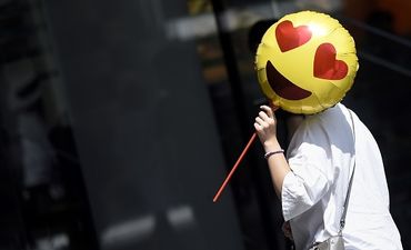 An Irishman is going to great lengths to try and gain his partner’s forgiveness on Valentine’s Day