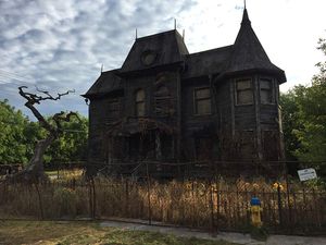 First footage from IT: Chapter Two terrifies audiences in Las Vegas