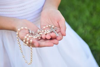 Irish parents now spend over €900 on their child’s Communion