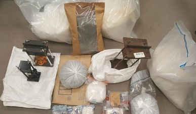 Five arrested after €400,000 drugs seizure in Dublin