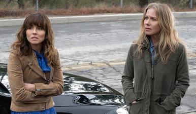 Season 2 of Dead to Me will have “more secrets and more twists” than before