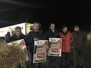 Irish Farmers’ Association stage blockade at Lidl distribution centre in Cork