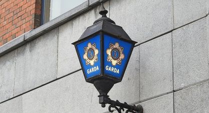 Man arrested after attempting to destroy evidence of criminal activity with bribe payments of €17,000
