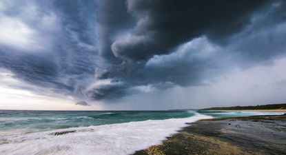 Met Éireann extends Status Orange weather warnings for the whole country