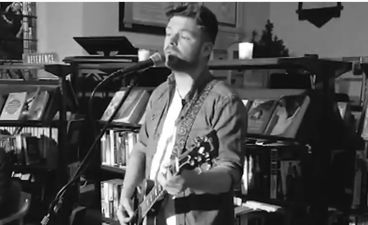 JOE’s Song Of The Day #873 –  Faraway Martin ‘The Lights Turn On’