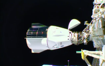 SpaceX Dragon capsule delivers four astronauts to the International Space Station