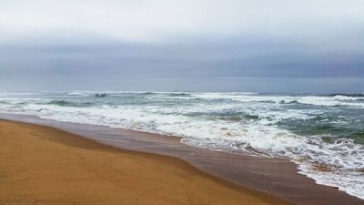 EPA calls for water quality at popular bathing spots to be monitored all year round