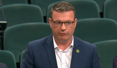 Alan Kelly slams vaccination passport plans for indoor dining as “absolutely bananas” and “discriminatory”