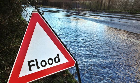 weather warning this weekend