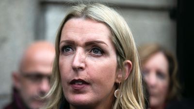 Vicky Phelan’s new cancer treatment will buy her “at least six months”