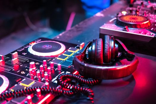 Nightclub reopening capacity Ireland
