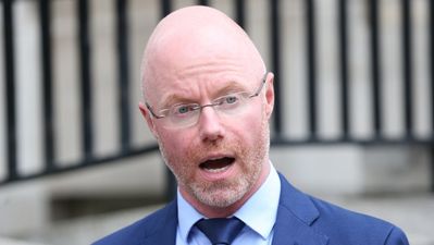 Stephen Donnelly authorises booster vaccines for healthcare workers