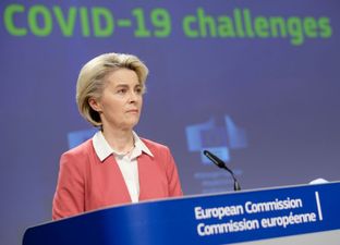 Mandatory Covid vaccination within the EU needs to be discussed, says Von der Leyen