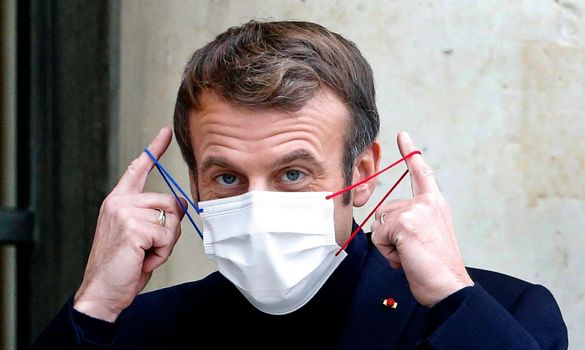 emmanuel macron unvaccinated