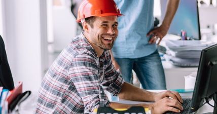 Working in construction? Here’s how you can claim your 2021 tax back today