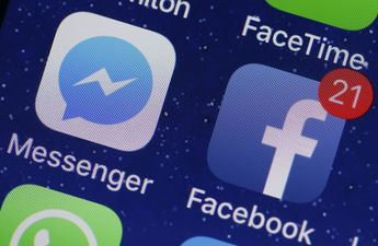Mark Zuckerberg warns against screenshotting Messenger conversations