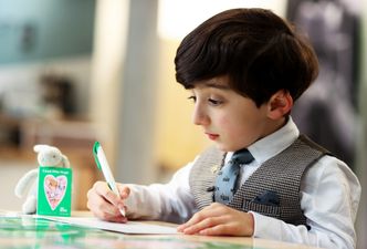 Adam King and An Post collaborate on a new postcard in aid of children’s charities