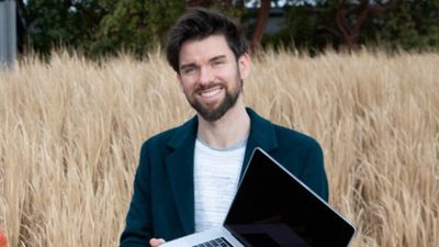 Eoghan McDermott shares apology to ex-girlfriend Aoife Melia